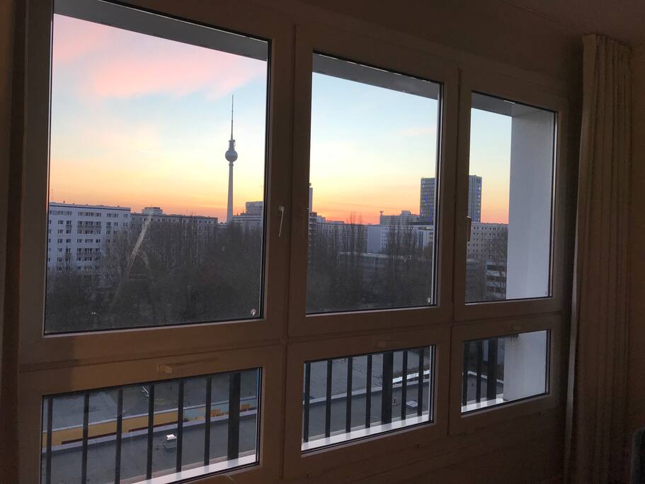 Blick aus dem Wohnzimmer / View from livingroom