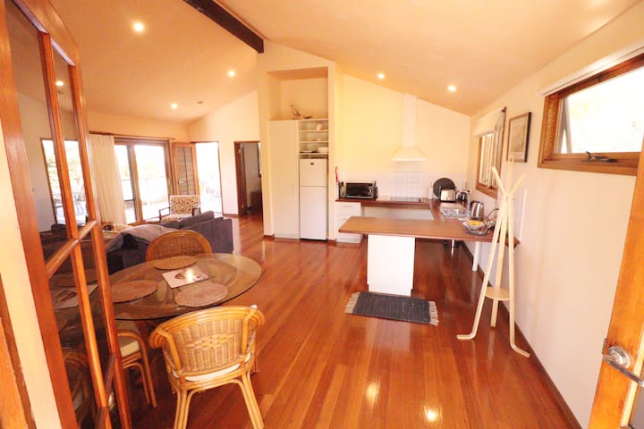 Airbnb Tathra Holiday Rentals Places To Stay New South