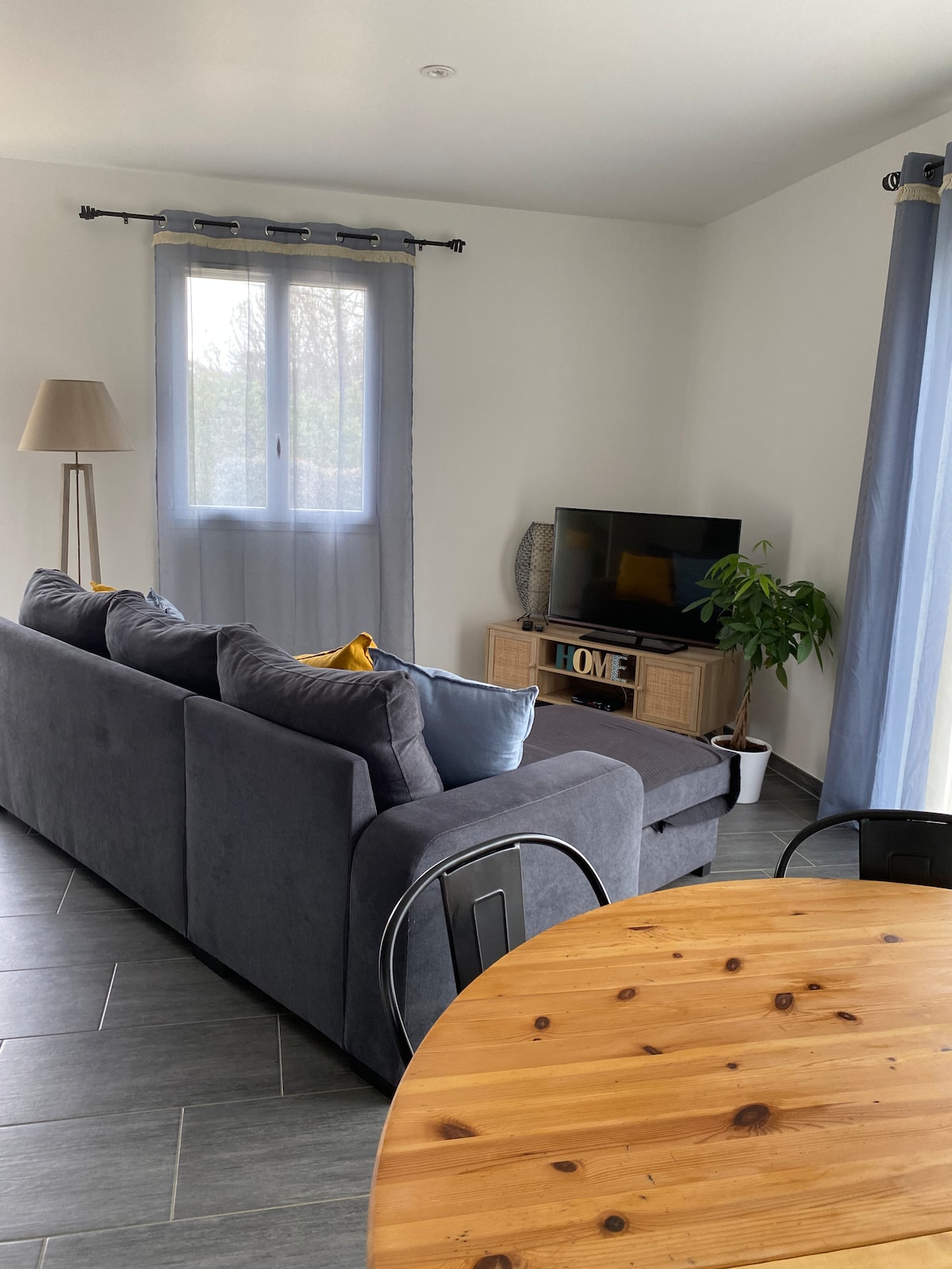 Annonce Airbnb populaire: L'instant Périgord: House in the heart of Sarladais à Sarlat La Canéda
