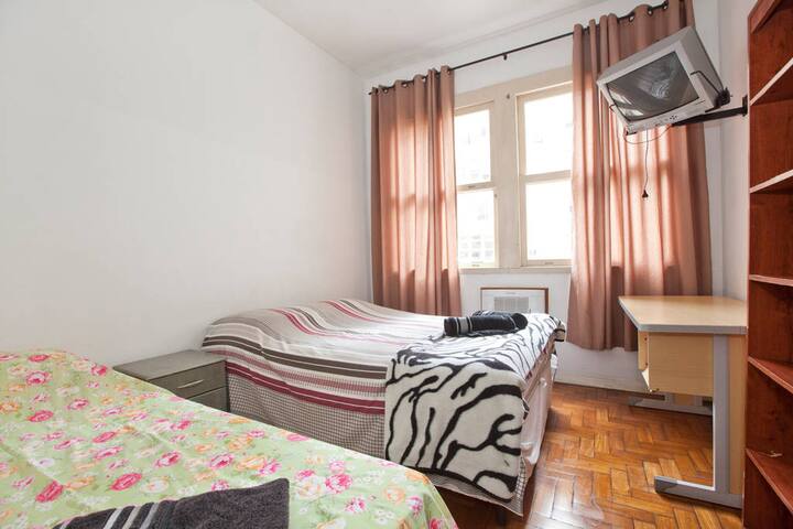 Copacabana – Fancy Localization – 4 bedrooms! gallery image 5