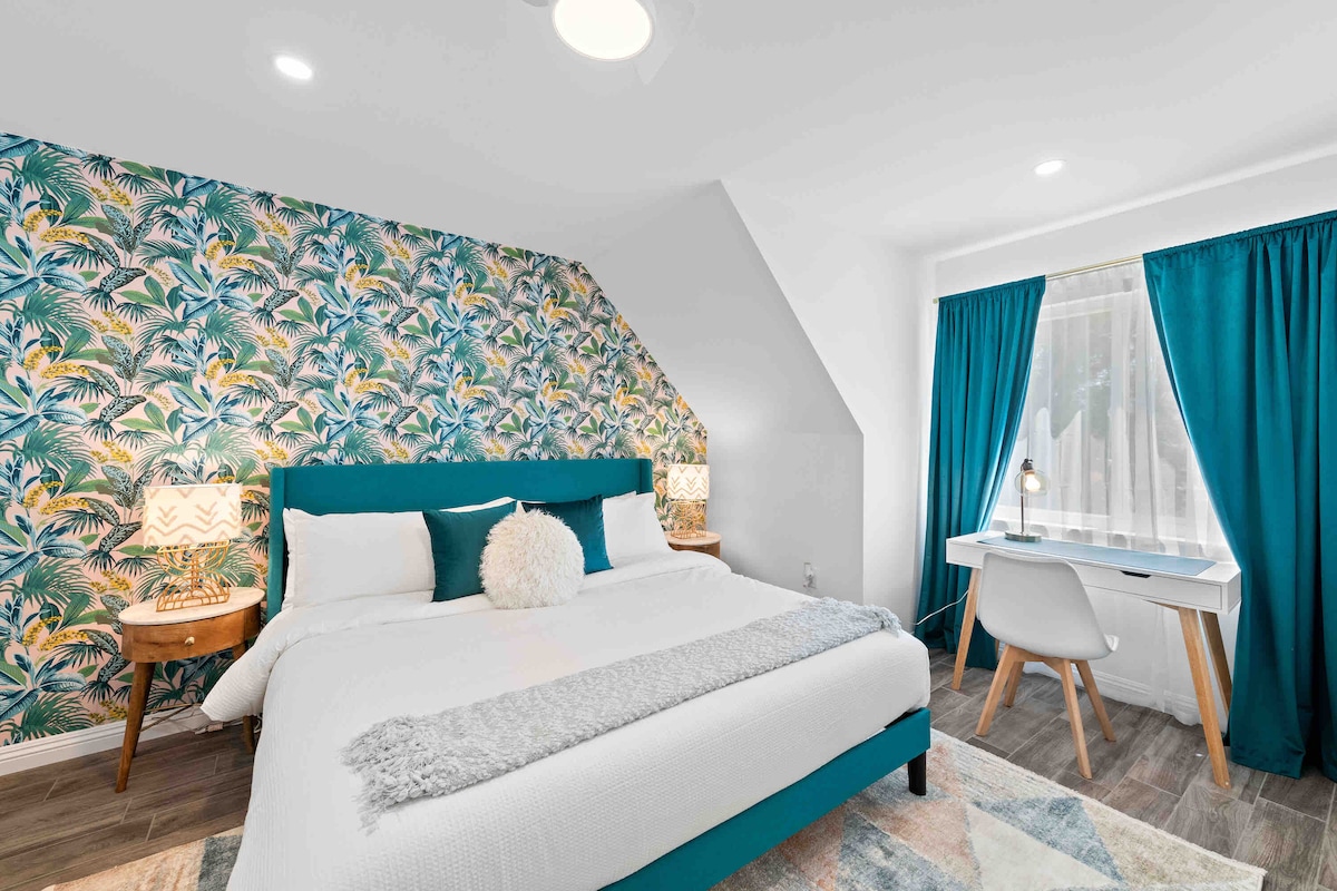 Chumba cha kulala cha ghorofani
Kitanda aina ya King