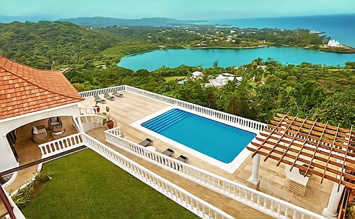 Heaven Villa