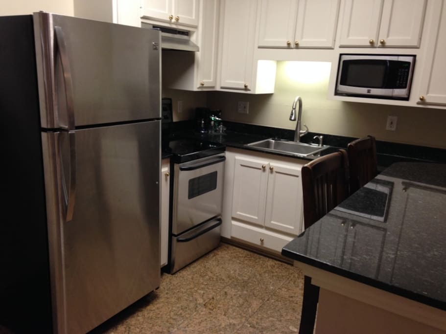 Fully furnished kitchen