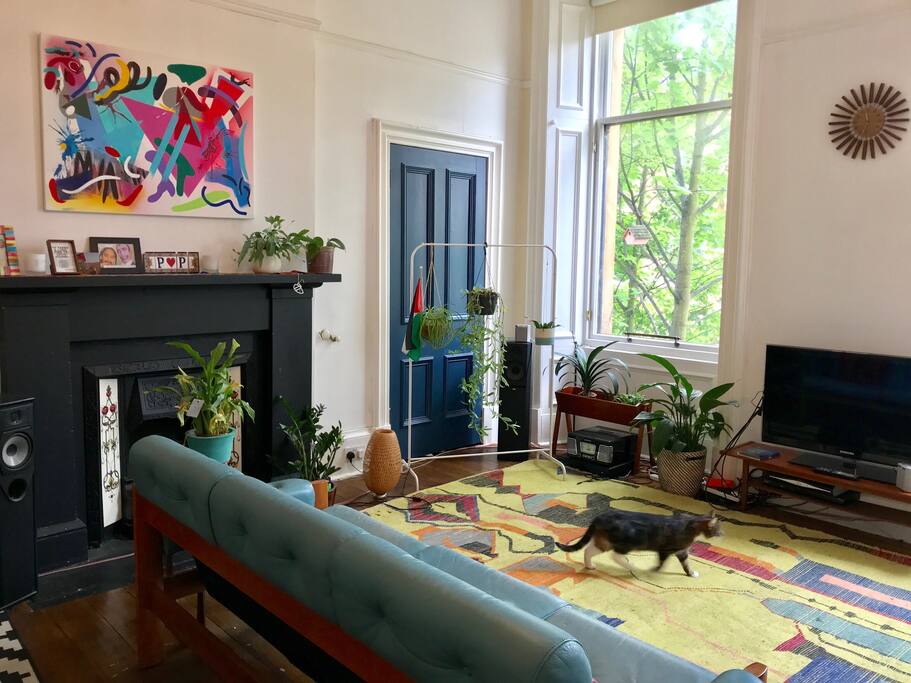 Large spacious living room.