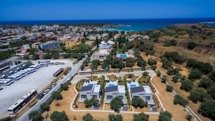 Heated Private Poolbrand New Lux Villawalk To Allbbq - Chania