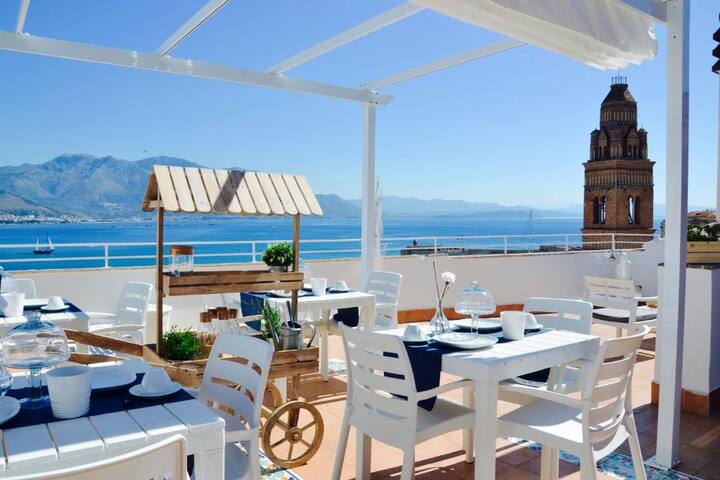 Loft Vista Mare Il Bottone Al Duomo Gaeta Lofts Zur Miete In Gaeta Latium Italien