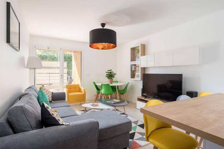 Lovely 2 bed apt. in Confluence