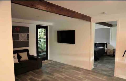 Top performing Airbnb: Spacious self contained unit in Brisbane