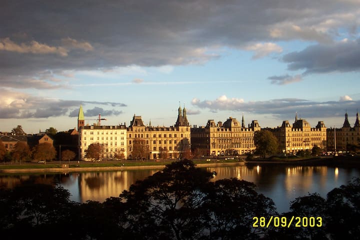 Room with a View over the Lakes