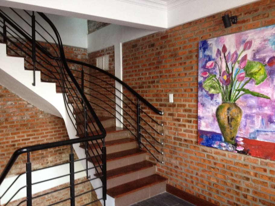 Cầu thang tới tầng 3