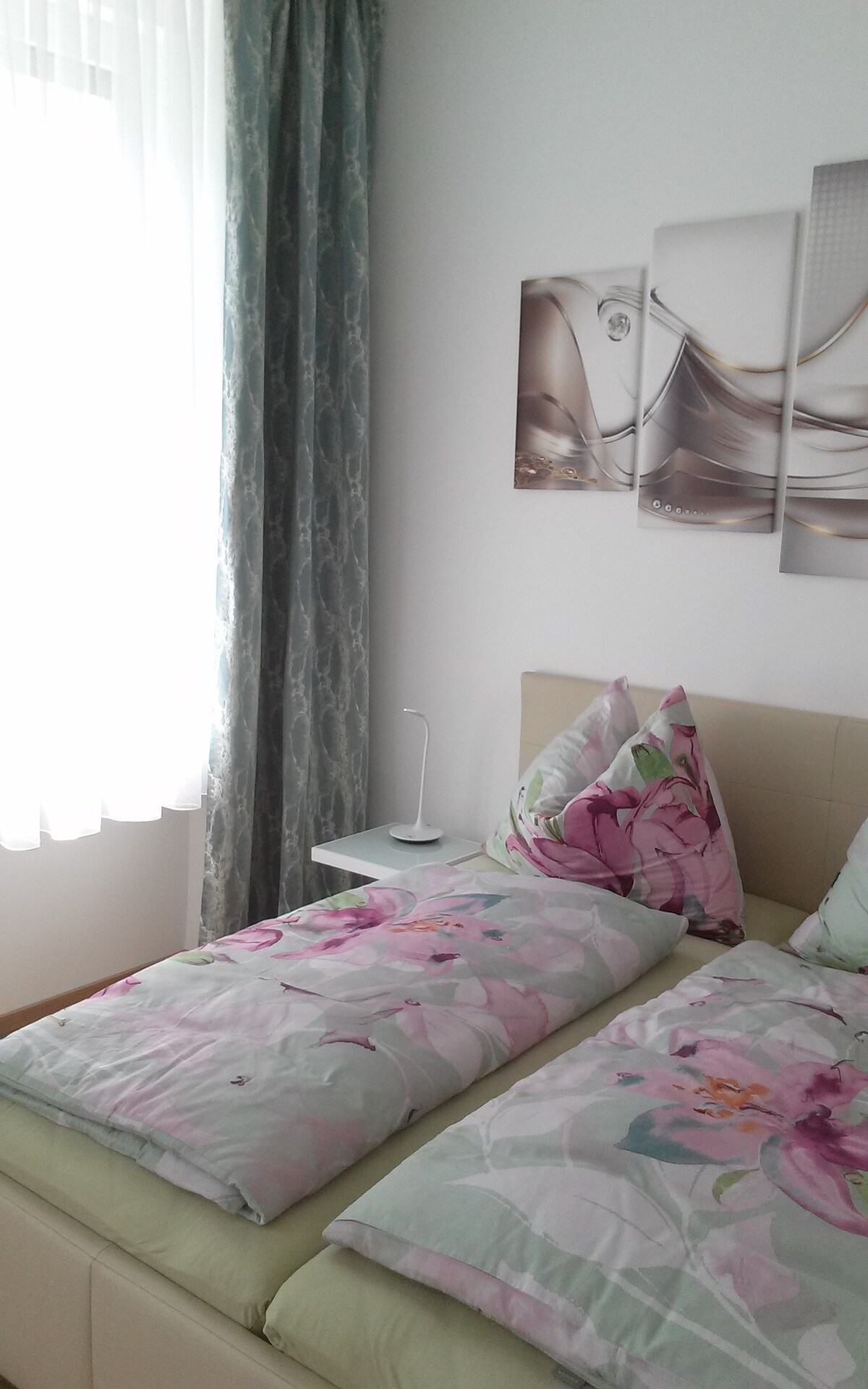 غرفة النوم 1.