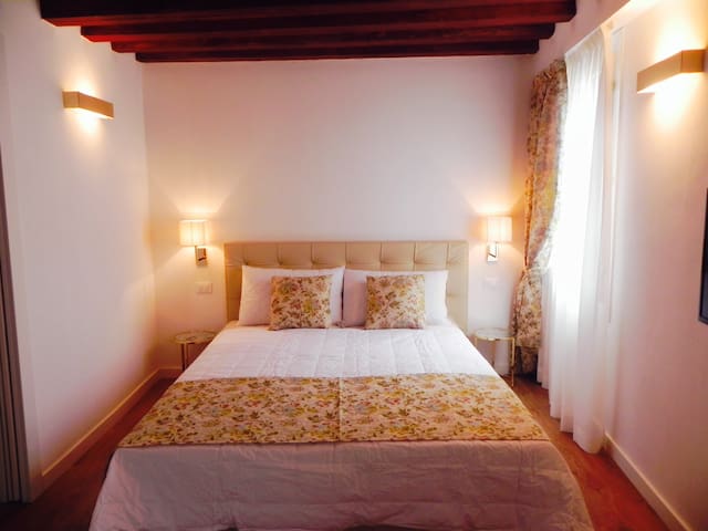 Home Venice Apartments – Rialto 3