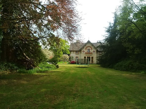 Large house 10p. 15 Km from Rennes