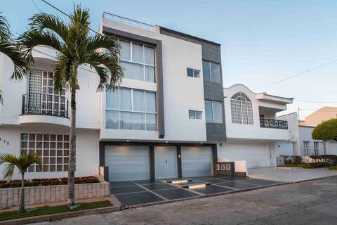 New and beautiful apartment with parking