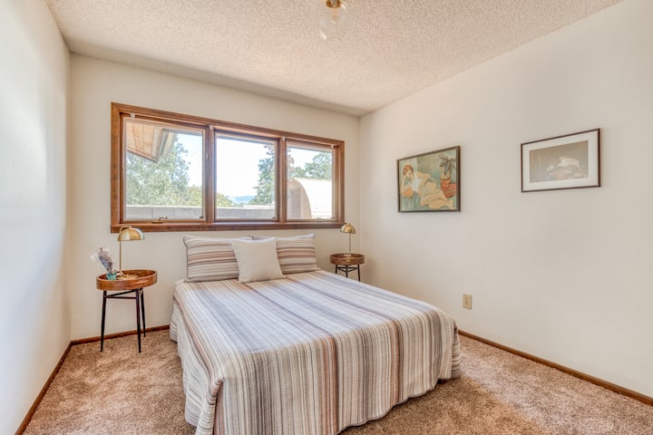 ห้องควีนไซส์อบอุ่นพร้อมวิวอาณาเขต