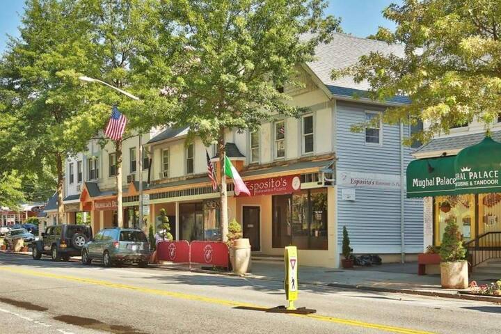 Valhalla Sky 3-Private Dbl Rm - Perfect Location!