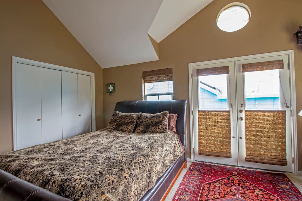 queen size bed