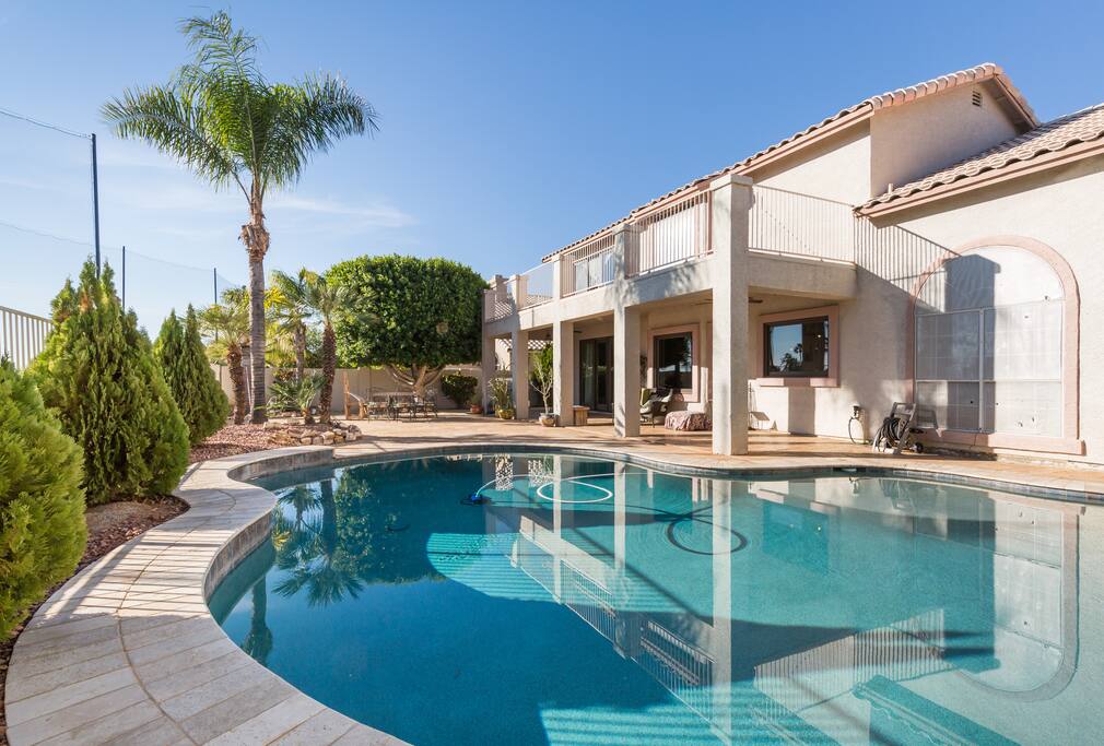 Private pool