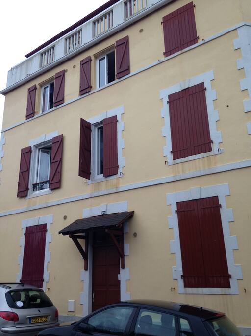 Dans une maison de ville à 2 min à pied de la Grande Plage