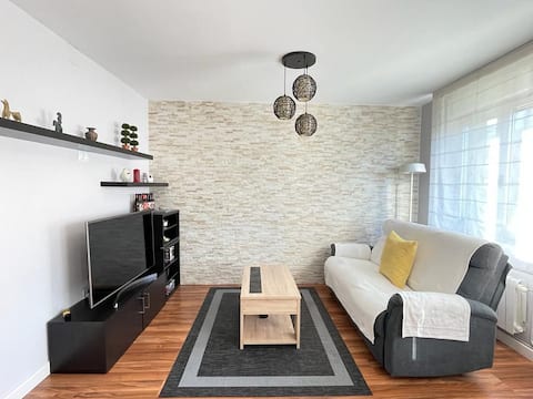 Top Airbnb: Newly renovated apartment in Gascona in Oviedo
