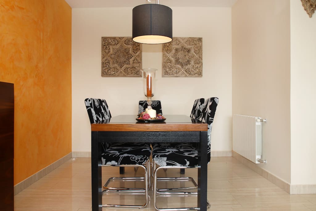 Salón. Zona de comedor