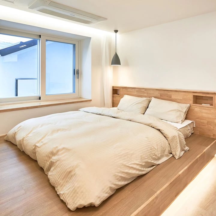 后厅/手机充电，二电灯开关