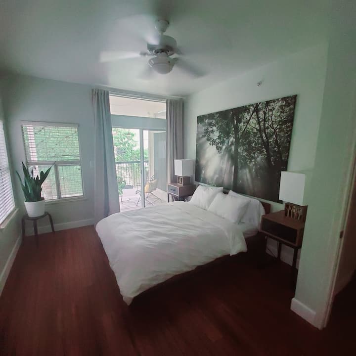 Master Bedroom w/ ensuite na ufikiaji wa baraza