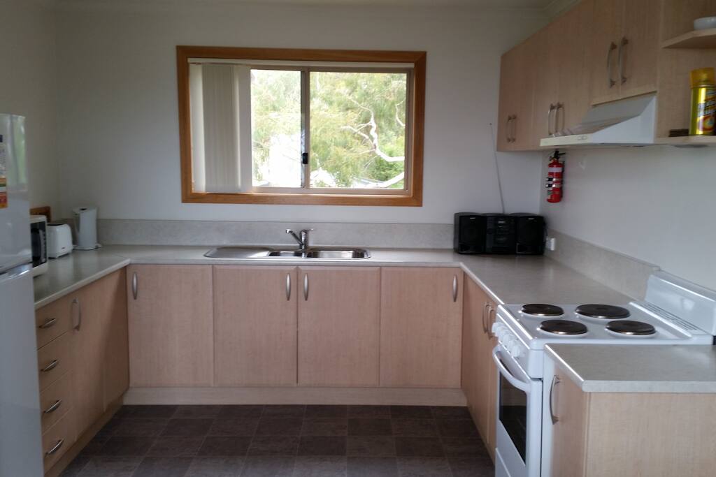 Modern, well equipped kitchen.