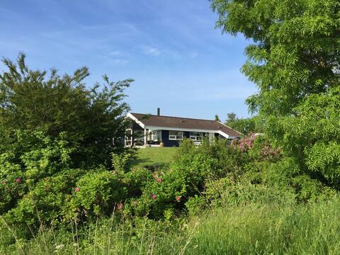 120 m2 unique location with space for two families