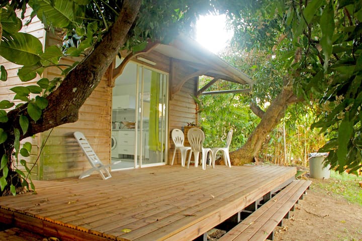 Villa Mayouma un havre de verdure à 5mn des plages