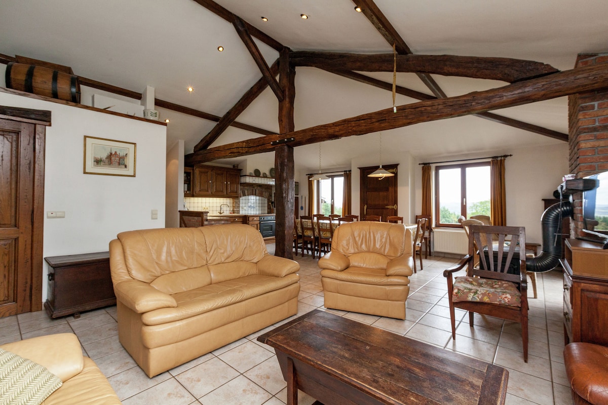 Popular Airbnb listing: Cozy Cottage, Lower Bodeux in Trois Ponts