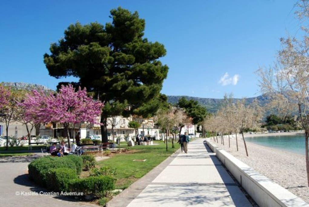 kastel stari beach