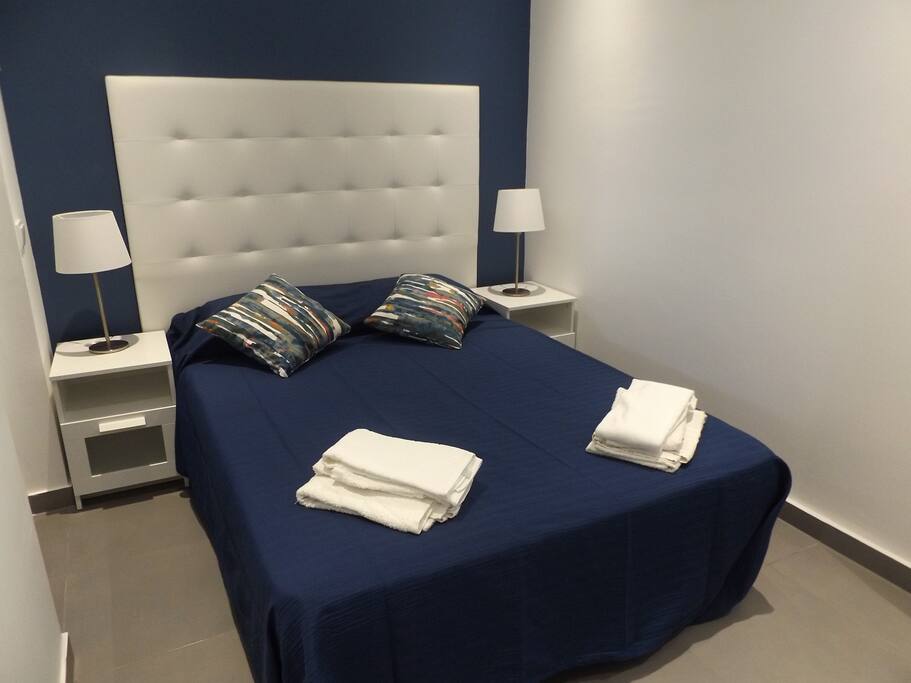 Master bedroom en suite