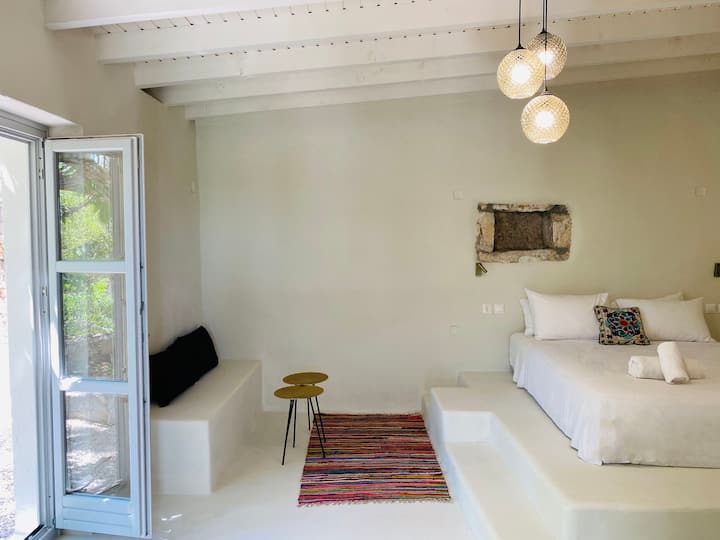 Საოჯახო სასტუმრო 2