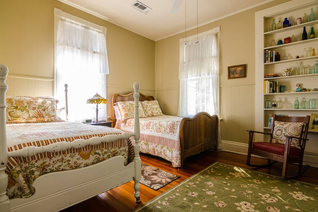 The Maple Room features two twin beds in a lovely, old-fashioned setting.