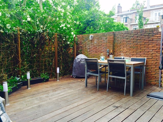 Spacious house family and business, non smoking gallery image 5