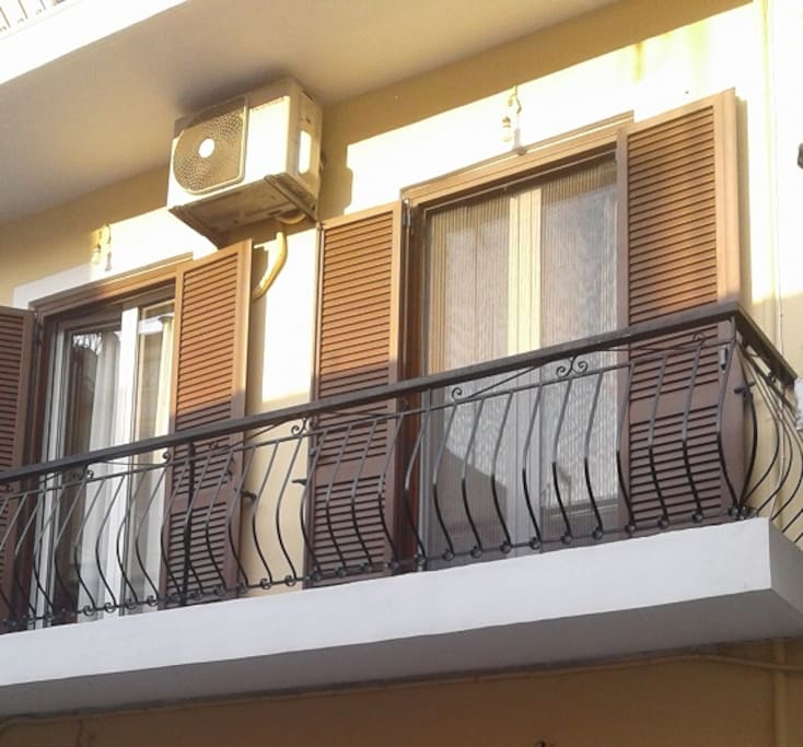 balcony