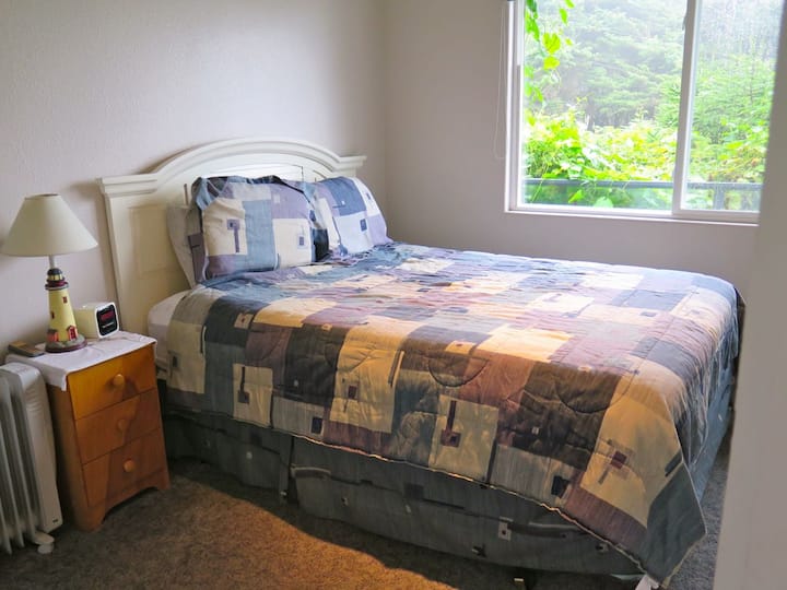 Bedroom #2 with Queen size bed