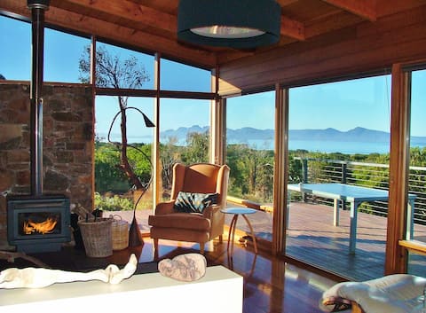 The Pines Retreat, Dolphin Sands, Australia