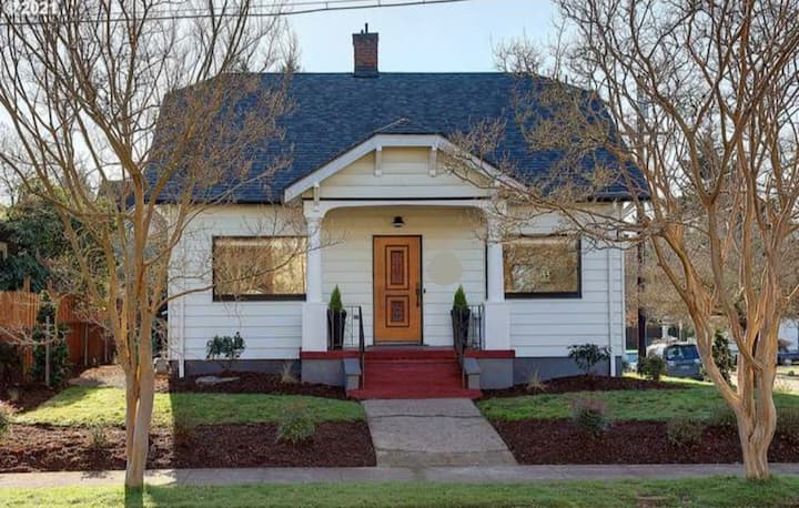 Classic Portland Bungalow. Walk To Everything! - Vancouver, WA