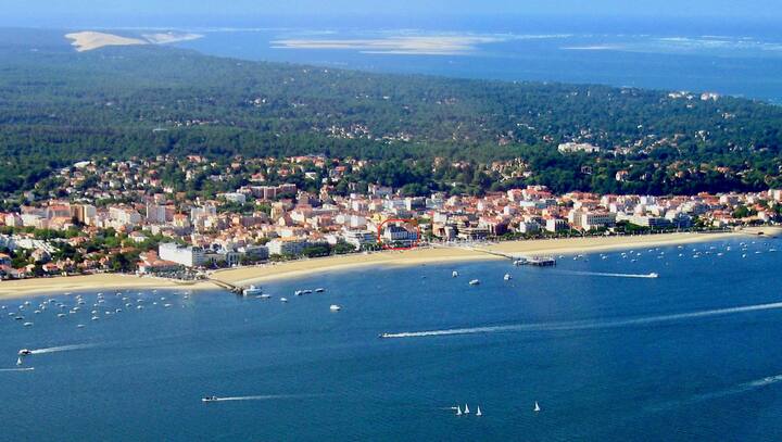 Wonderful Front Line Seaview Apartment In Arcachon Apartments