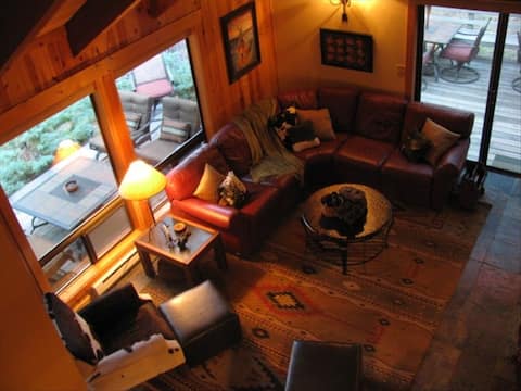 Christmas Avail-Spend it in a charming cozy cabin!
