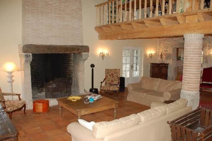 Grande Maison De Charme - Casteljaloux