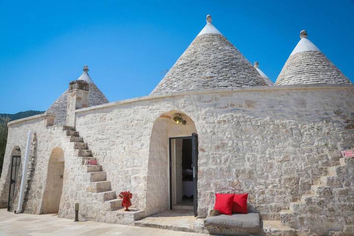 [Dominus Villas] – Trullo Terrae with private pool gallery image 4