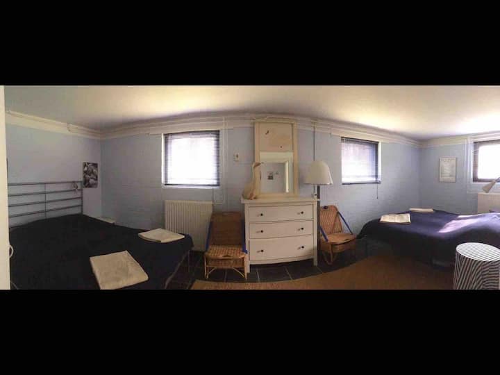 4-lôžková izba s 2 manželskými posteľami