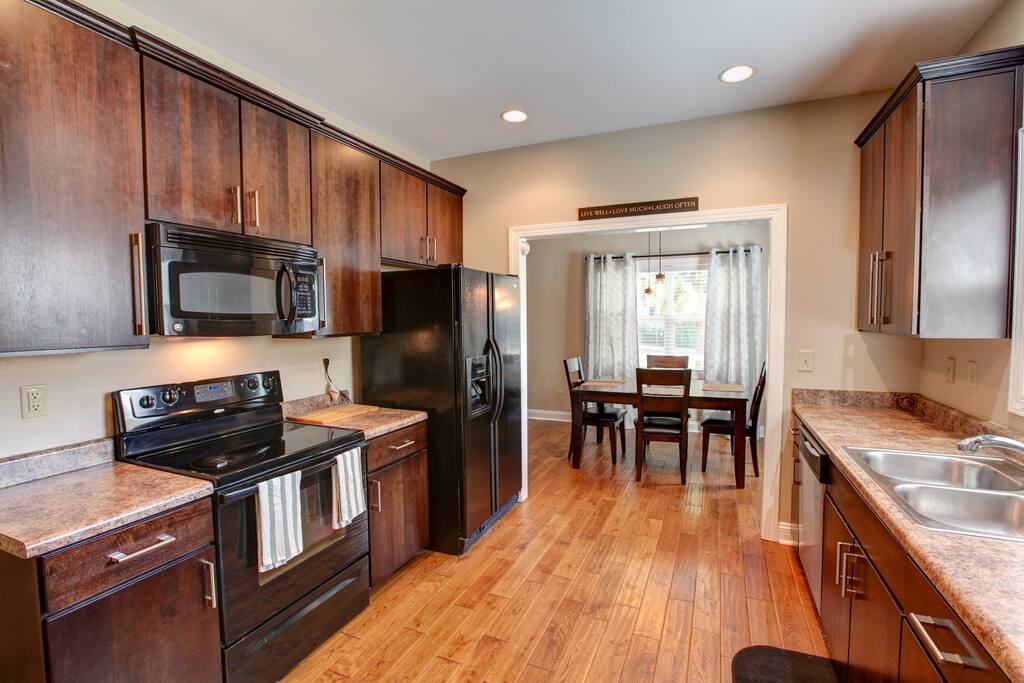 Spacious Kitchen