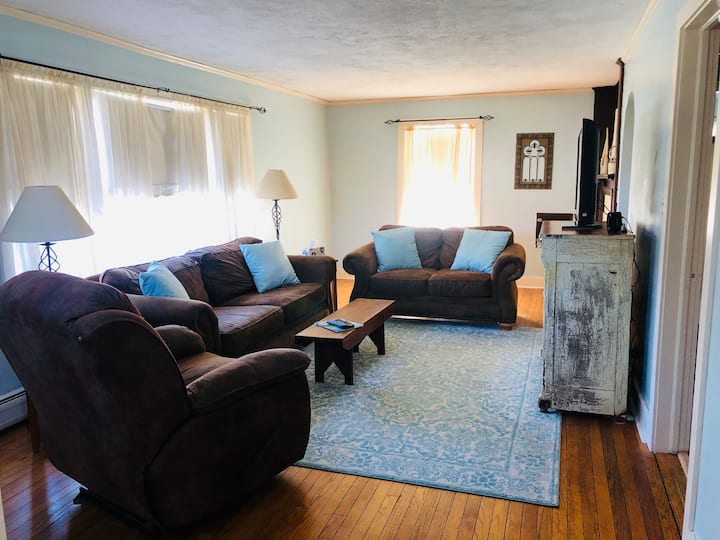 Charming Keuka Lake Home Away From Home - Penn Yan, NY