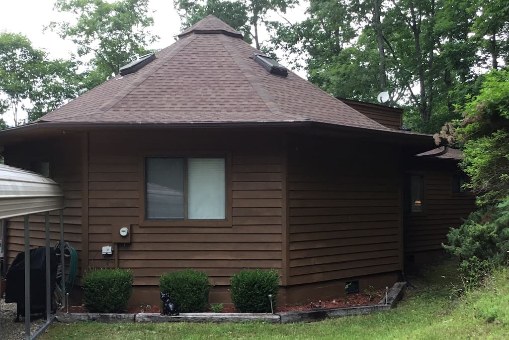 The octagon shape is unique, yet deceiving as the outside makes the cabin seem tiny. But, with the added wing on the back, you'll find the cabin is quite roomy.