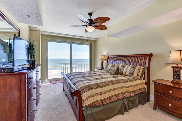 חדר שינה ראשי (מיטת קינג סייז) 