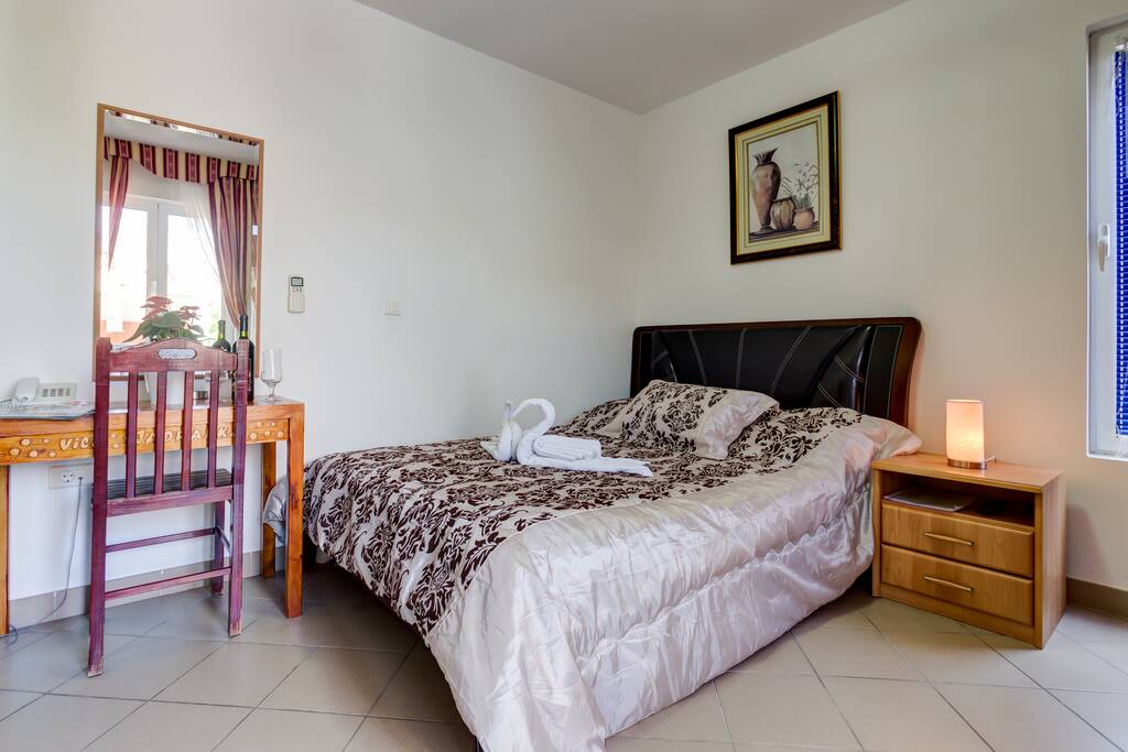 Comfortable double bed.